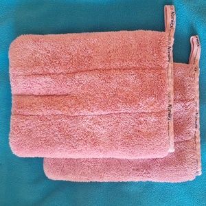 Norwex Bathroom Scrub Mitt